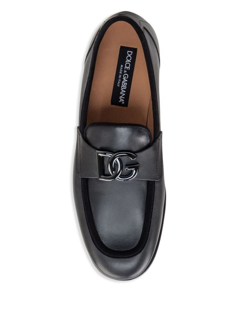 Dolce & Gabbana Black Moccasin With Logo Plaque