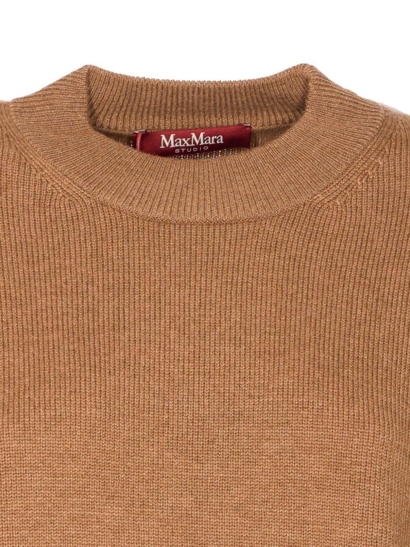 Max Mara Fluid Camel Knit Sweater With Ribbed Texture