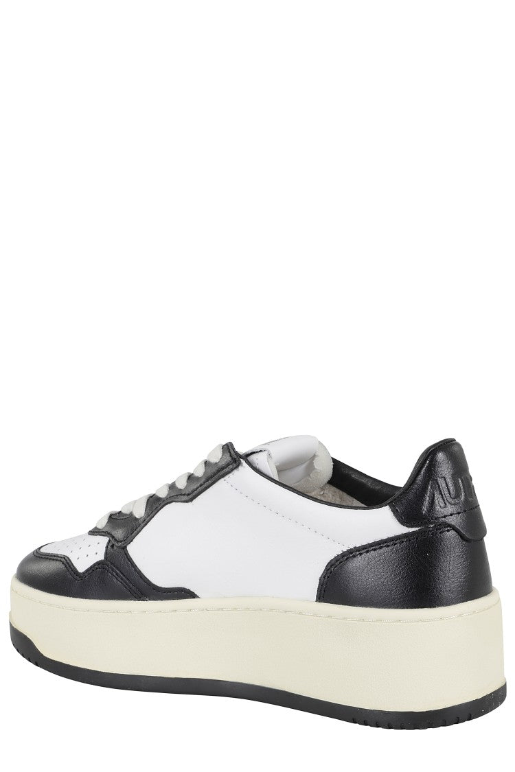 Autry Low-Top Sneaker In White Leather