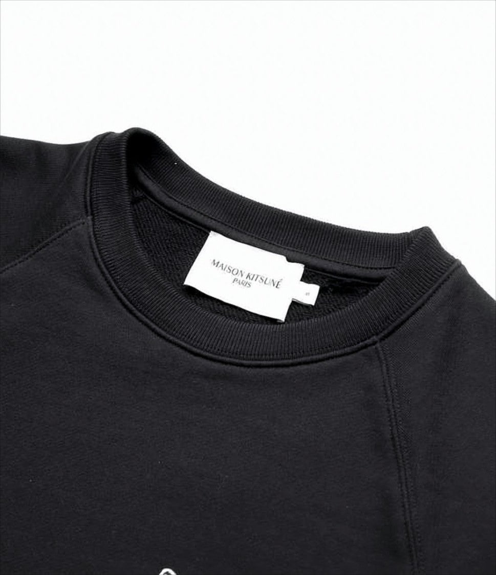 Maison Kitsuné Long-Sleeve Black T-Shirt With Classic Crew Neckline And Relaxed Fit