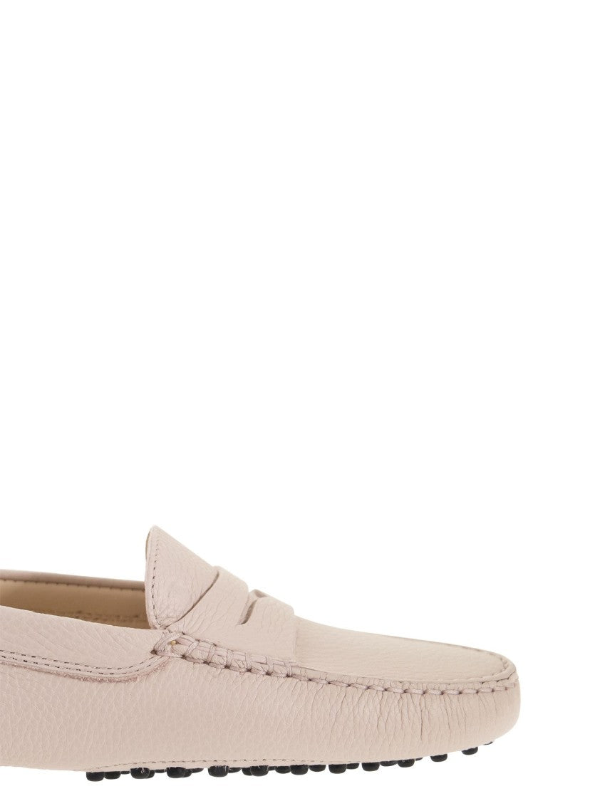 Tod's Refined Leather Loafers With Hand-Stitched Detailing And Rubber Sole