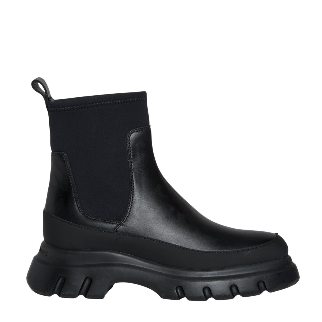 Voile Blanche Black Leather Chelsea Boot
