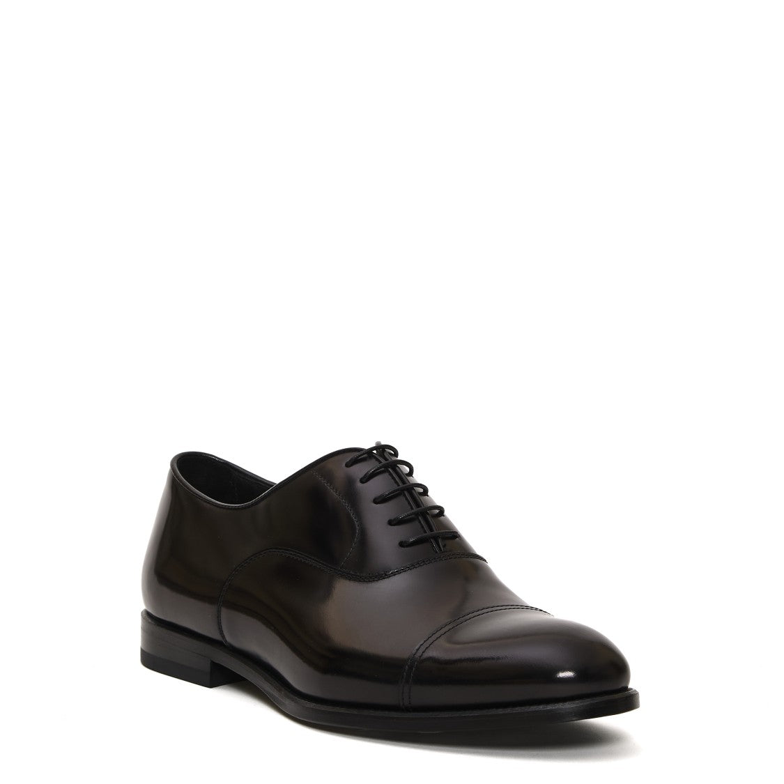 Doucal's Cap Toe Oxford Shoes With Polished Finish