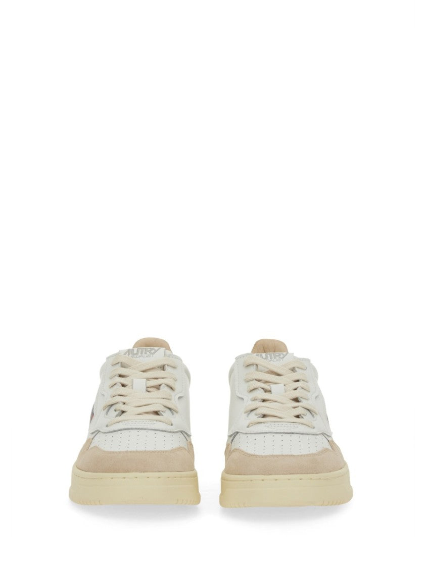 Autry "Medalist" Low Sneaker