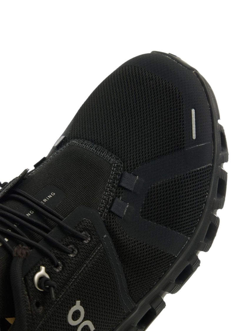 On Breathable Black Sneakers With Aesthetic