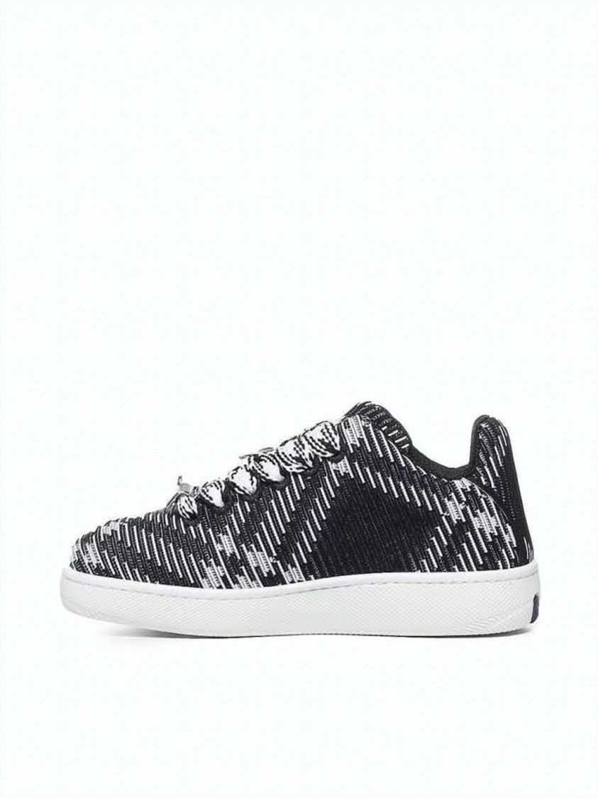 Burberry Textured Low-Top Sneakers With Dynamic Pattern