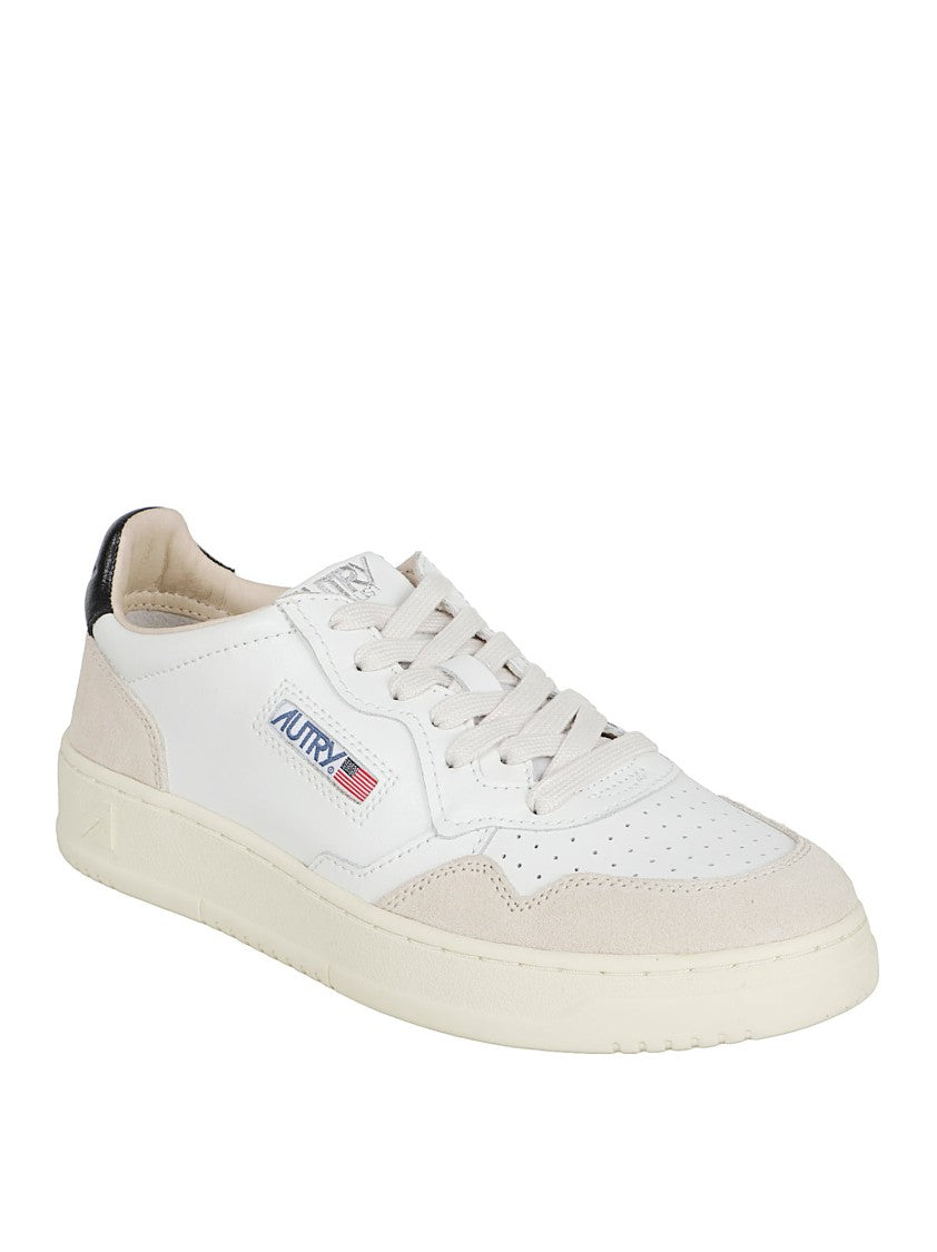 Autry Medalist Low Sneakers In White Leather With Beige Suede Accents