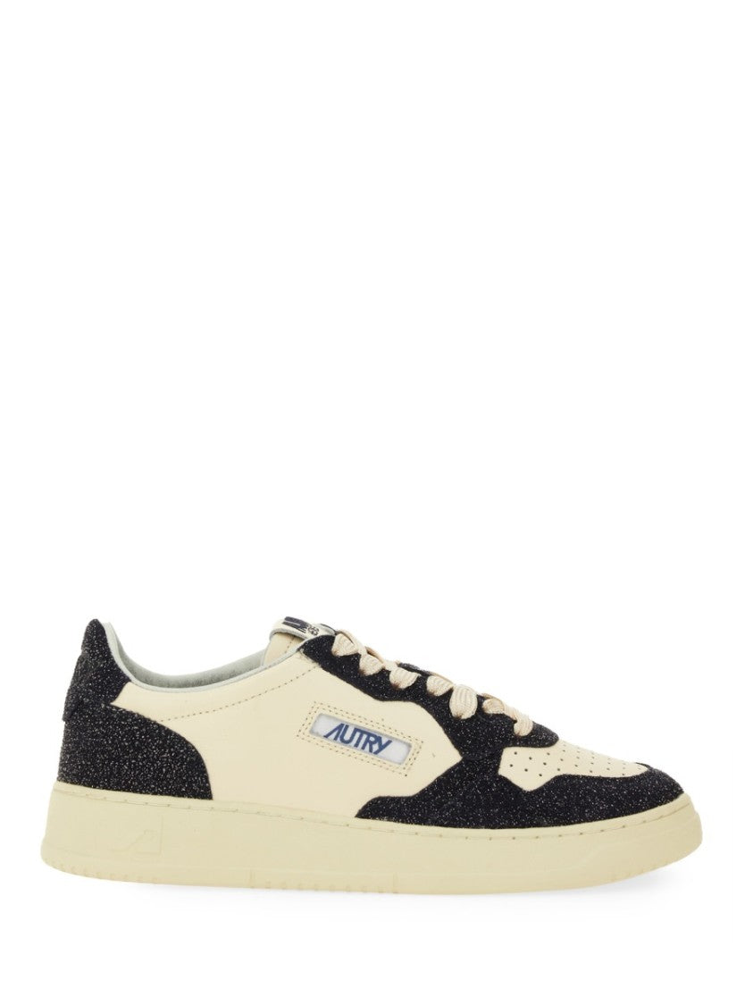 Autry "Medalist Low" Sneaker
