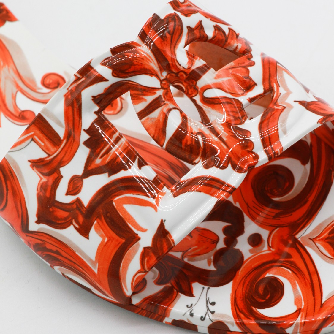 Dolce & Gabbana Artistic Slip-On Flat Sandals With Intricate Swirling Pattern