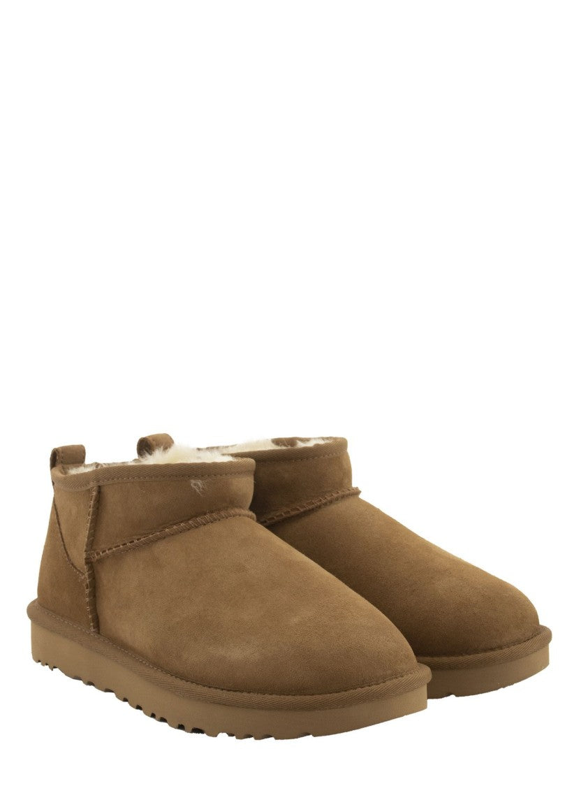 Ugg Classic Ultra Mini - Sheepskin Boot