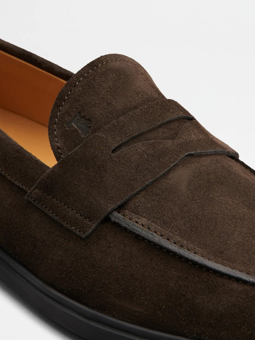 Tod's Luxurious Brown Suede Loafers With Penny Strap