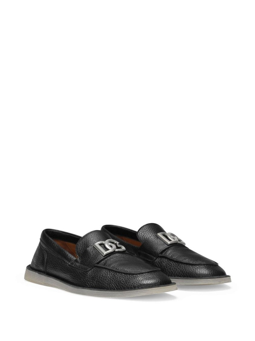 Dolce & Gabbana Slip-On Black Calf Leather Loafers With Deerskin Texture And Logo Plaque