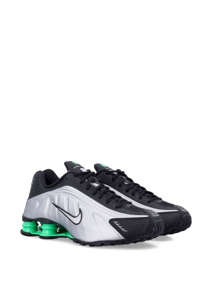 Nike Shox R4 Sneaker