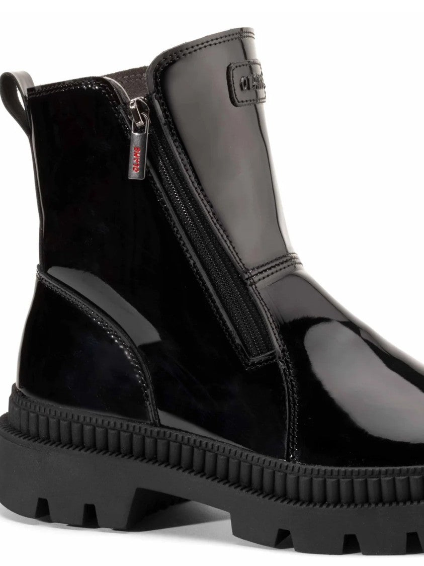Olang Glossy Black Chunky Sole Boots With Side Zipper