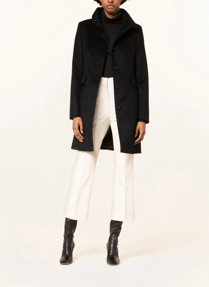 Max Mara Sophisticated Black Tailored Coat With High Collar