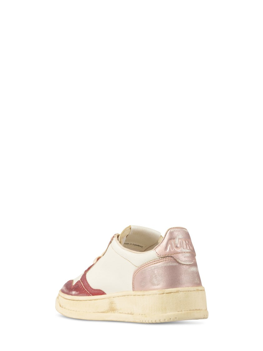 Autry Low-Top Retro Sneakers In Smooth