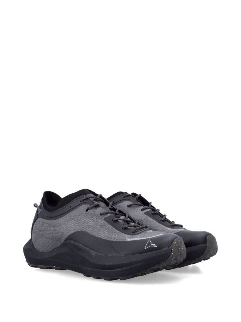 Roa Textured Black Lace-Up Flat Shoes With Modern Silhouette