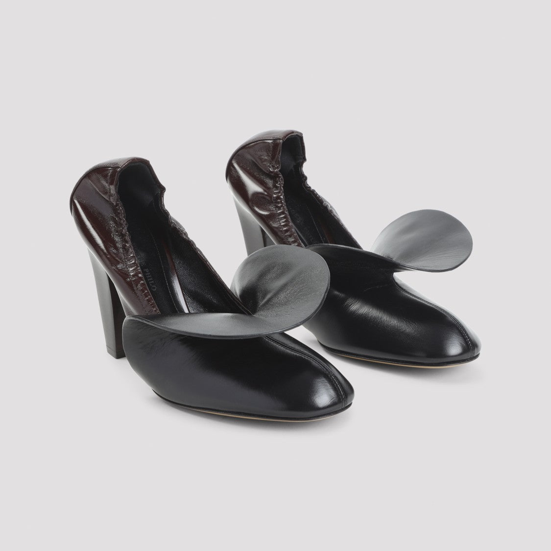 Phoebe Philo Sculptural Design Black Calf Leather Pumps