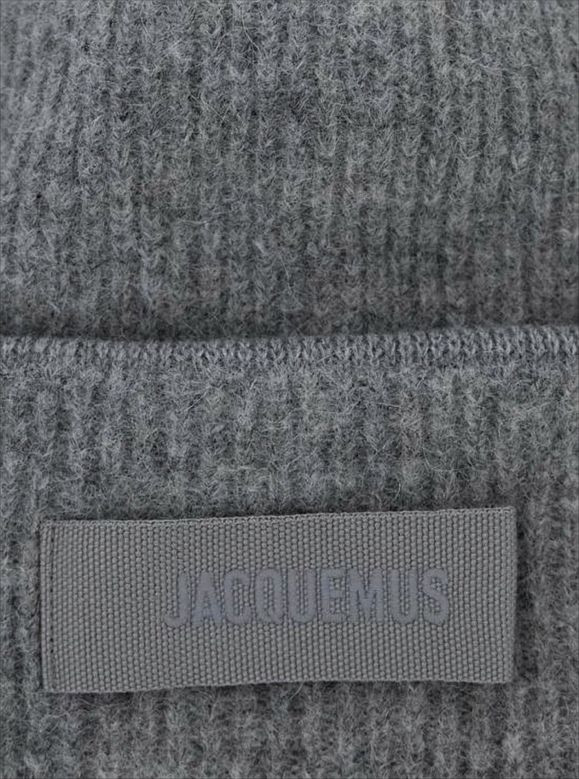 Jacquemus Ribbed Knit Beanie In Soft Alpaca-Wool Blend