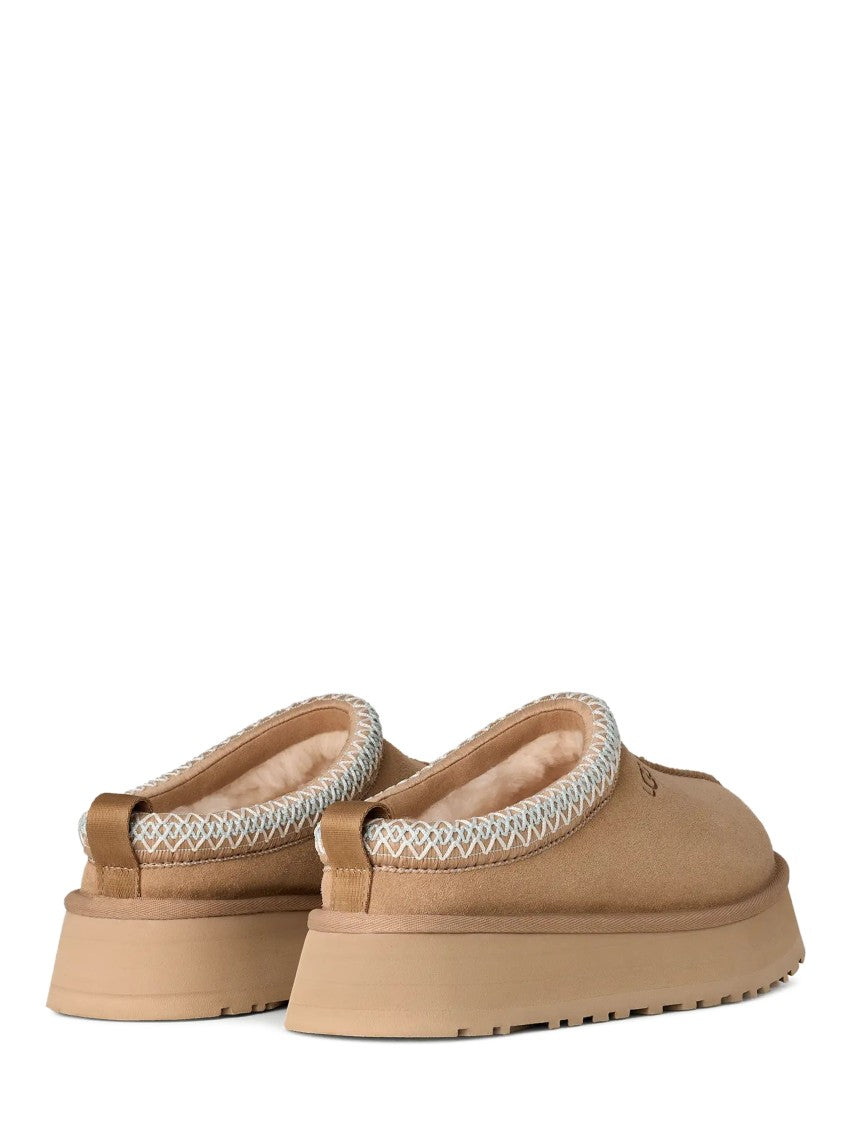 Ugg Slip-On Flat Shoes With Cushioned Sole