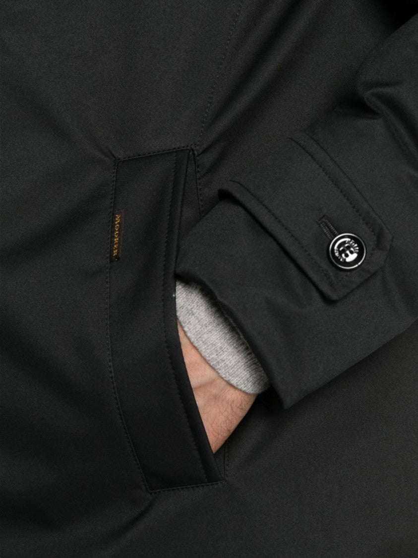Moorer Tailored Black Coat With Concealed Closure