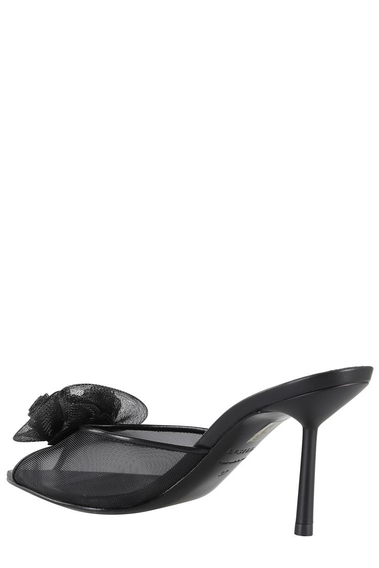 Le Silla Pointed Toe Sandals With 3D Floral Appliqué