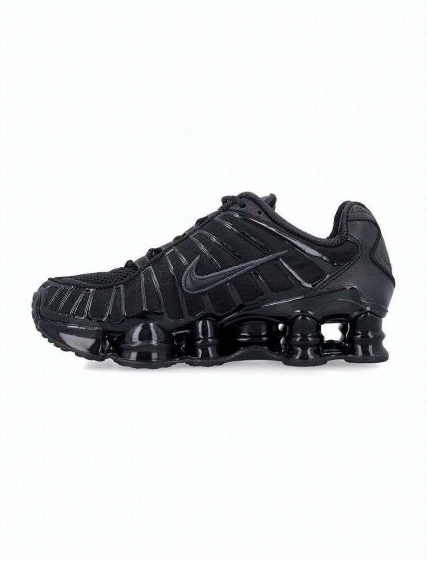 Nike All-Black Nike Sneakers With Segmented Sole