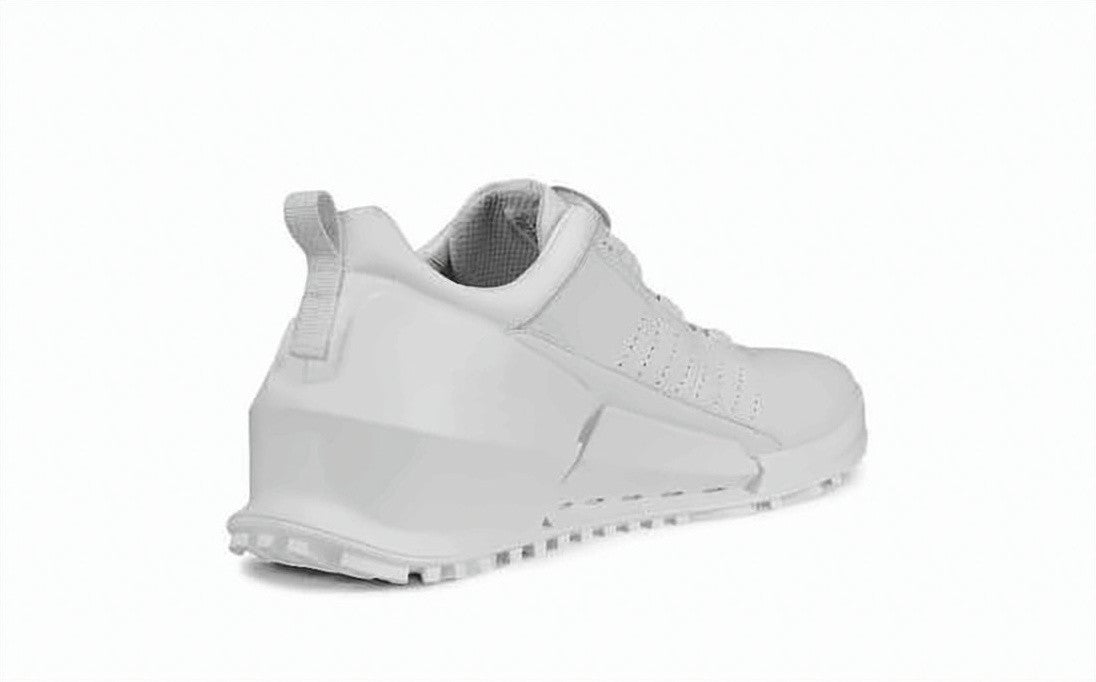 Ecco Smooth Cowhide Leather Sneakers With Textured Outsole