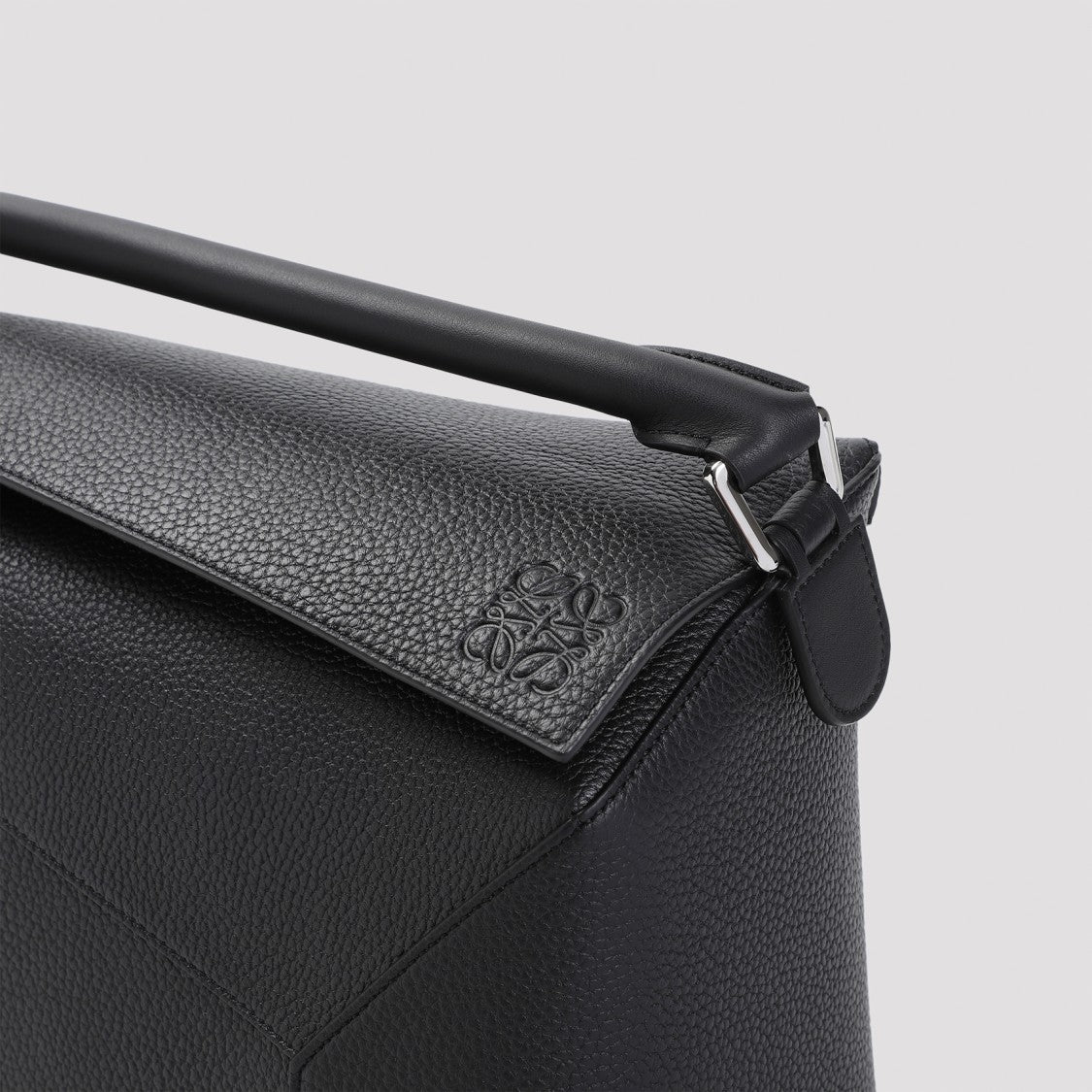 Loewe Puzzle Edge New Large Black Leather Shoulder Bag