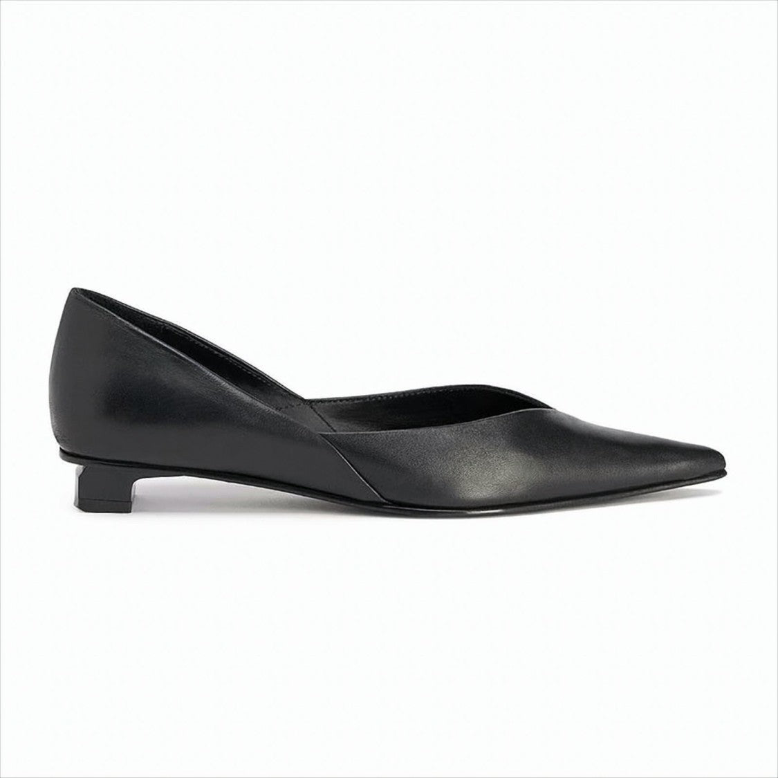 Ami Pointed-Toe Flat Shoes With Low Geometric Heel