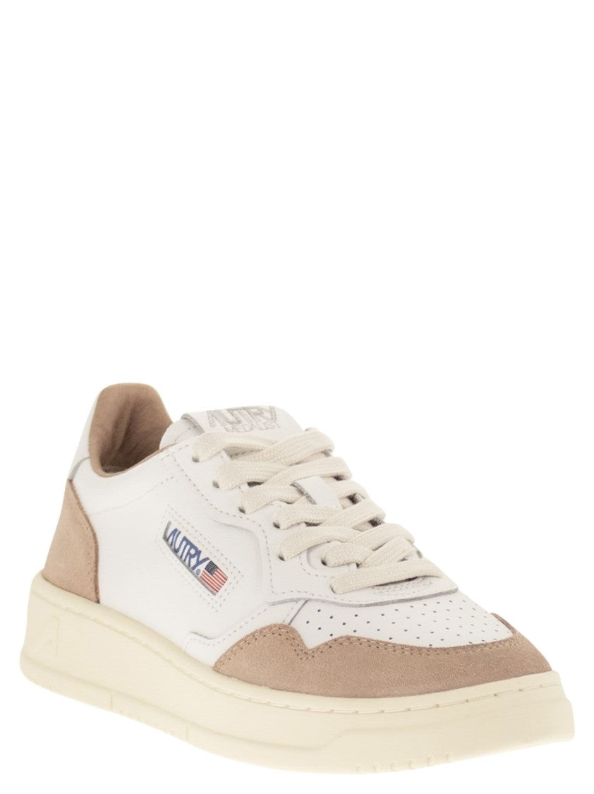 Autry Medalist Low - Leather And Suede Sneakers