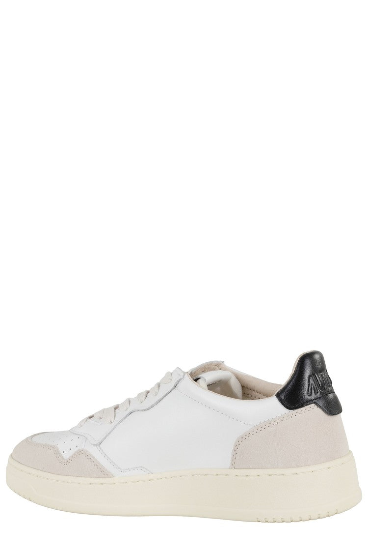 Autry Medalist Low White And Black Suede Leather Sneakers