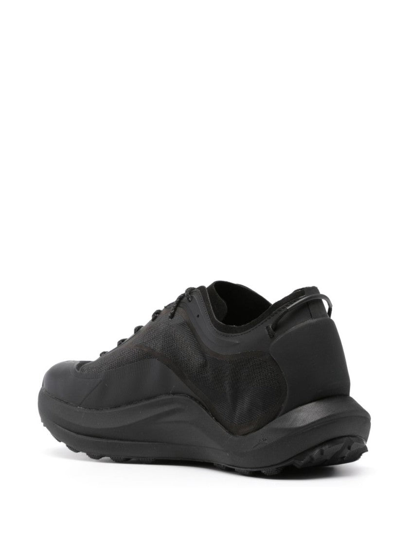 Roa Low-Profile Sneakers In Water-Repellent Jacquard Nylon