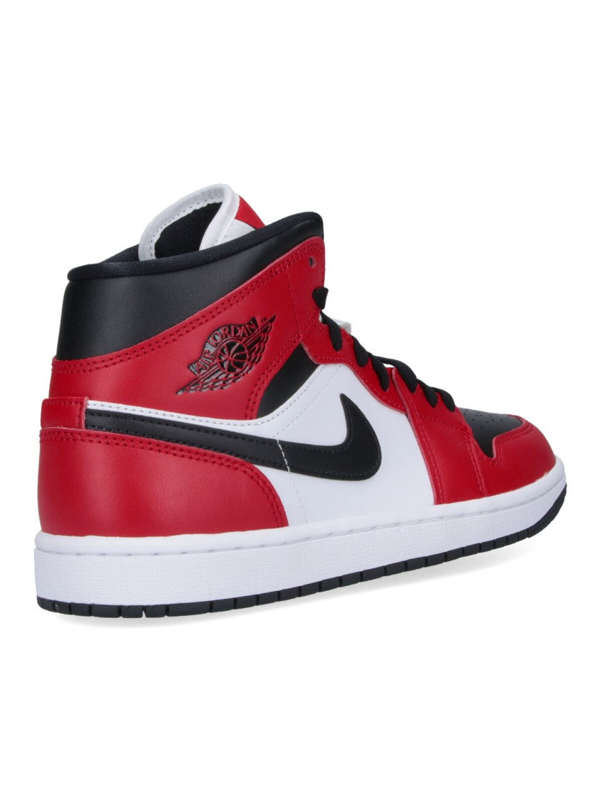 Nike "Air Jordan 1 Mid Chicago" Sneakers Red