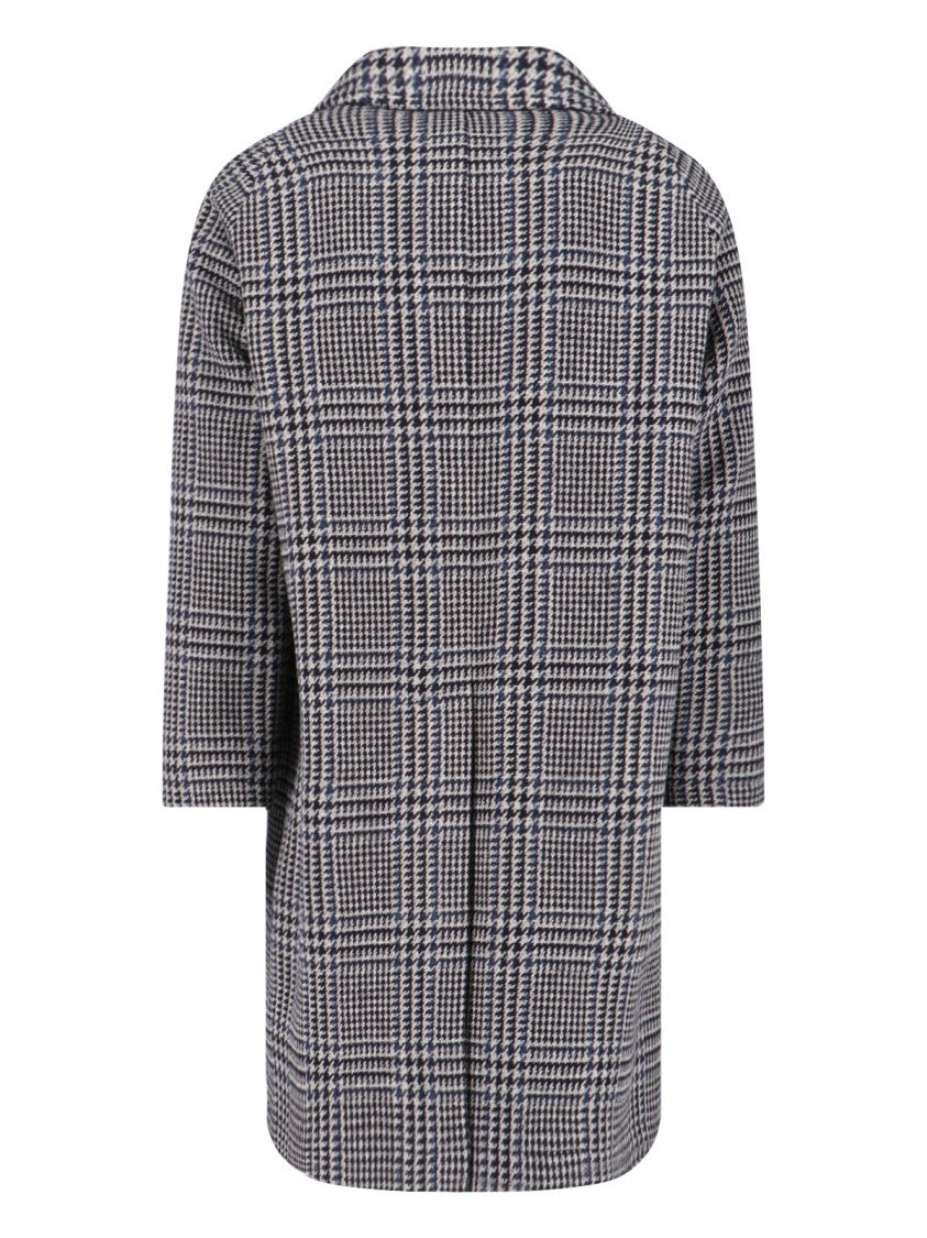 Tagliatore Classic Houndstooth Pattern Jacket With Structured Collar And Matching Belt