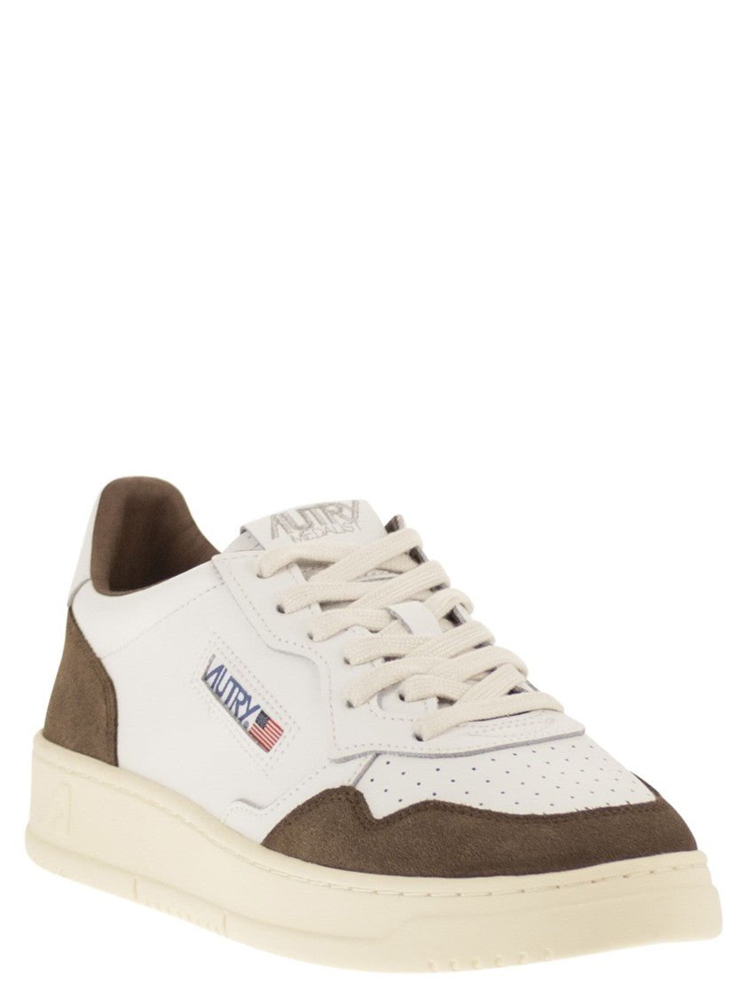 Autry Medalist Low - Leather And Suede Sneakers
