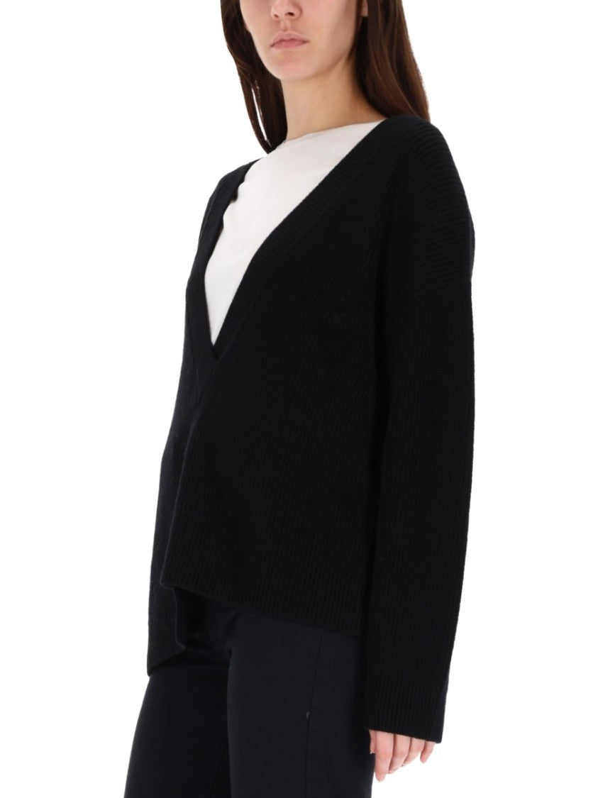 Zona20 Milano Deep V-Neck Black Merino Wool Sweater With Oversized Fit