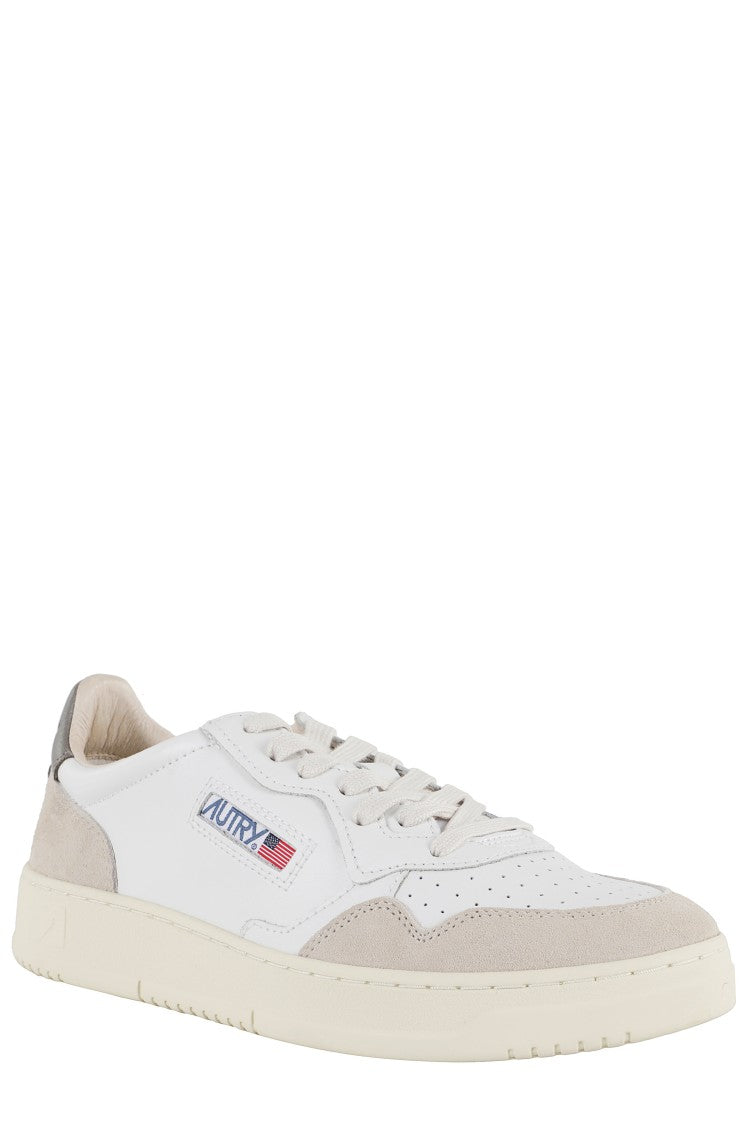Autry Medalist Low-Top Sneakers With Suede Accents