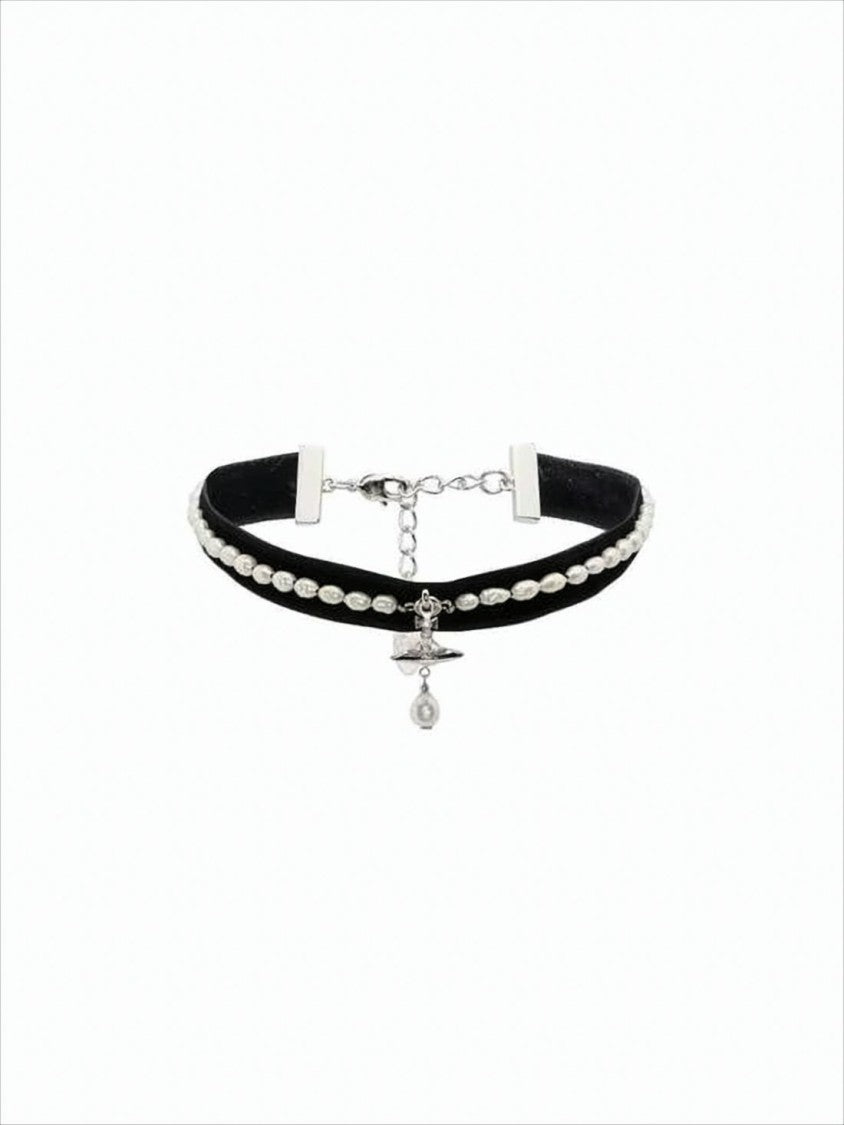 Vivienne Westwood Black Velvet Choker With Pearl Accents