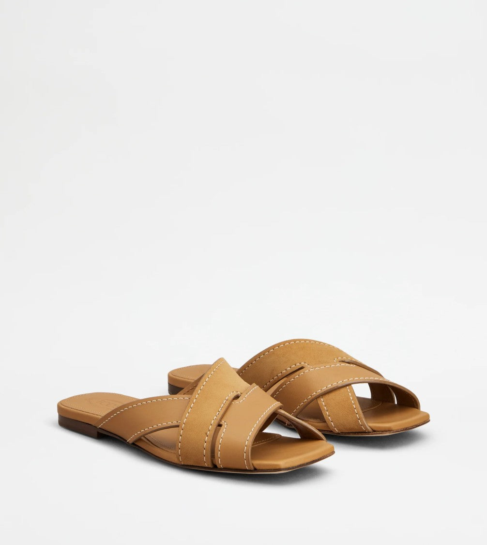 Tod's Sand.Cuoio Flat 99L Strap Sandals