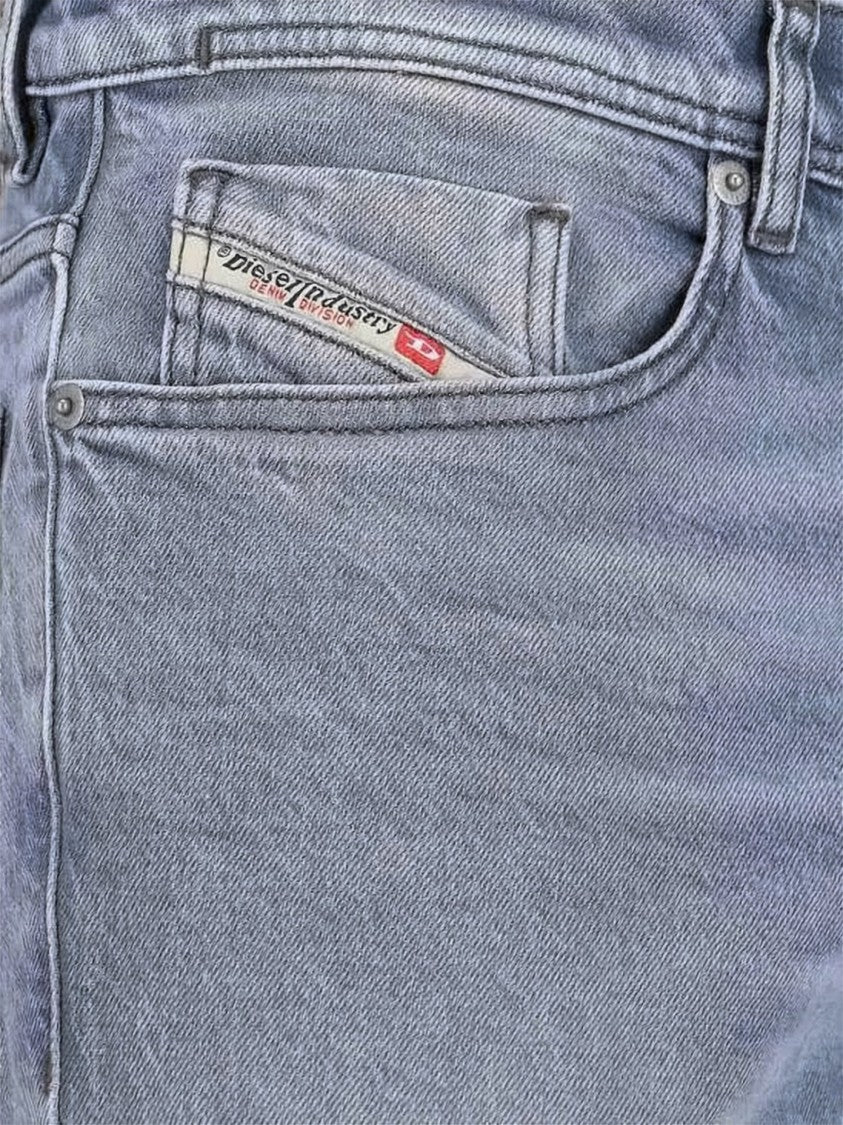 Diesel Straight-Leg Denim Pants With Classic Five-Pocket Design