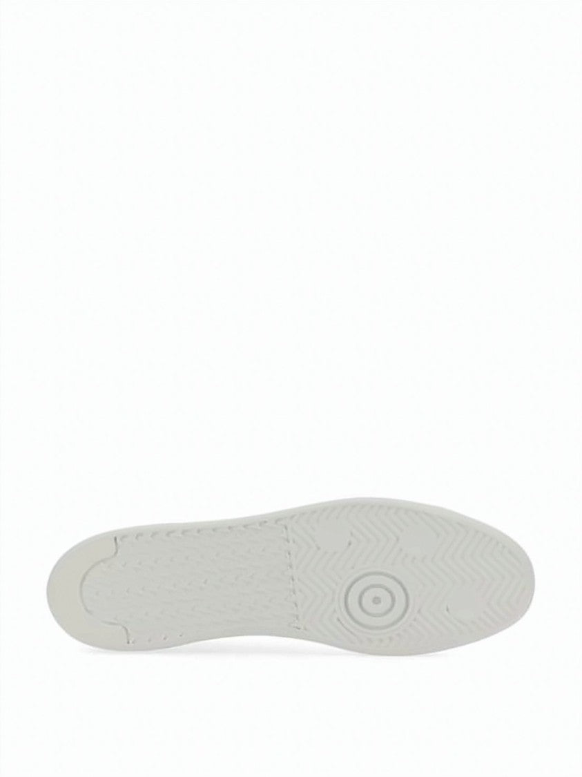 Golden Goose Smooth Upper Low-Top Sneakers With Star Detailing