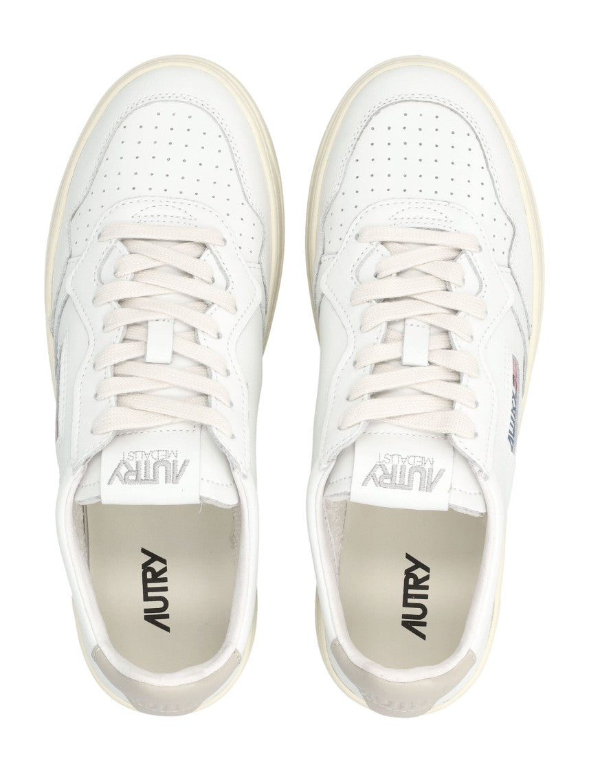 Autry Smooth Leather Low-Top Sneakers