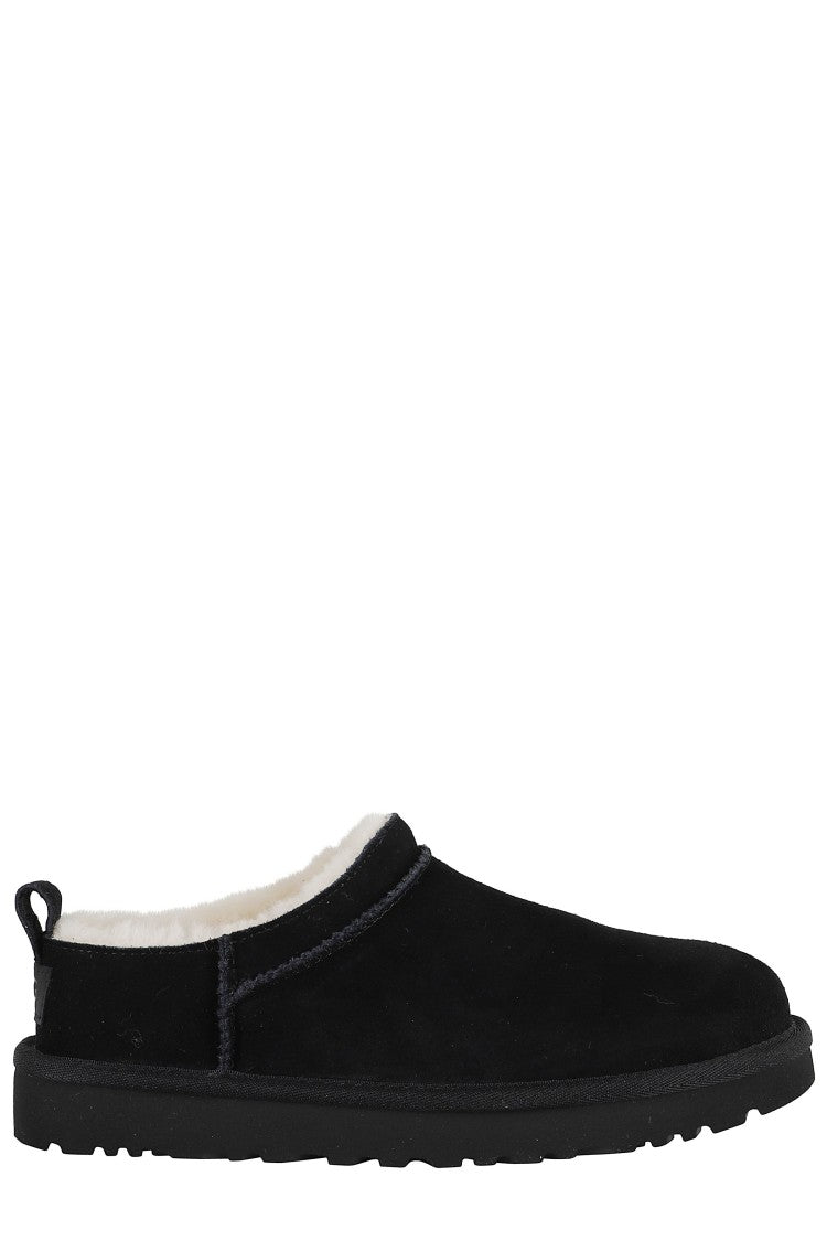 Ugg Black W Classic Micro Water-Resistant Suede Boots