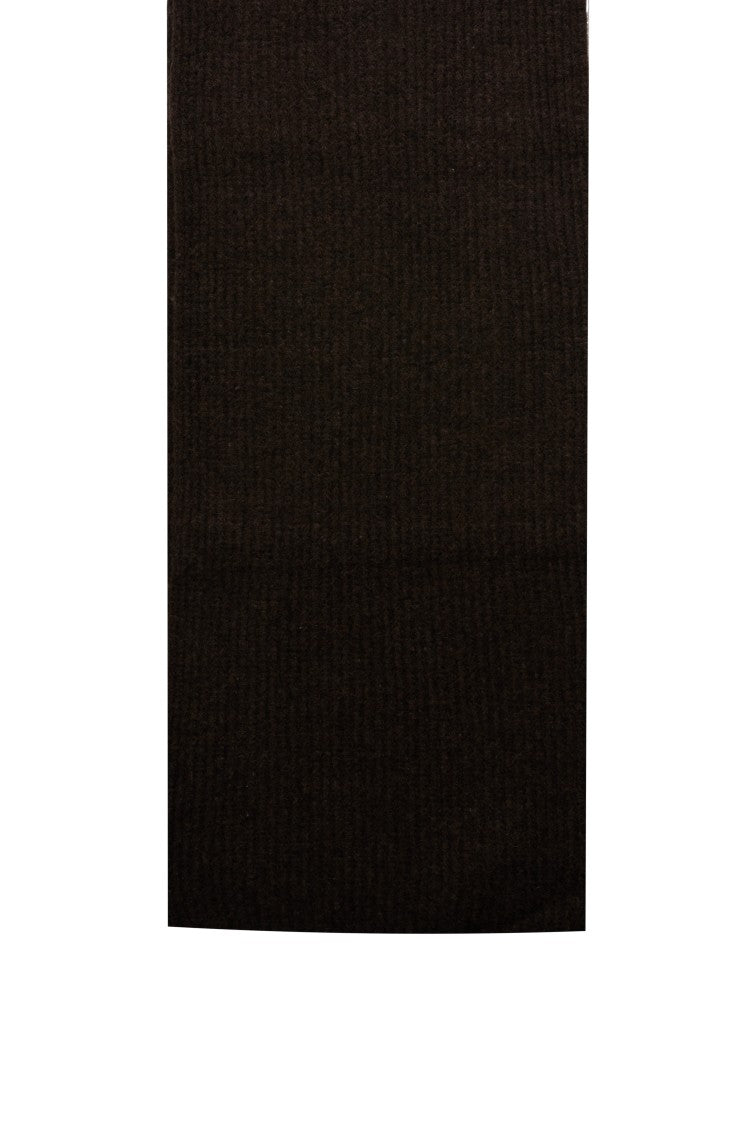 Baum Und Pferdgarten Ribbed Knit Scarf With Elegant Texture