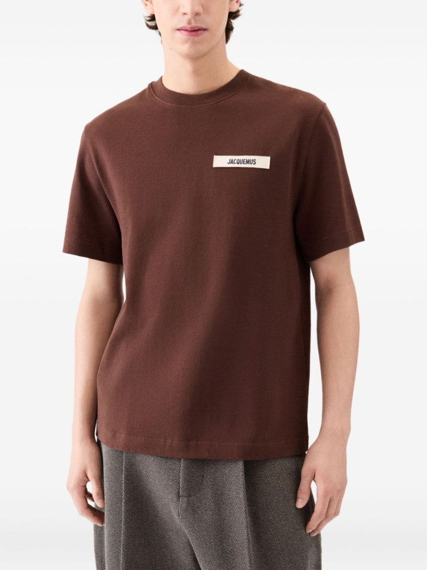 Jacquemus Brown T-Shirt With Logo Patch And Relaxed Fit