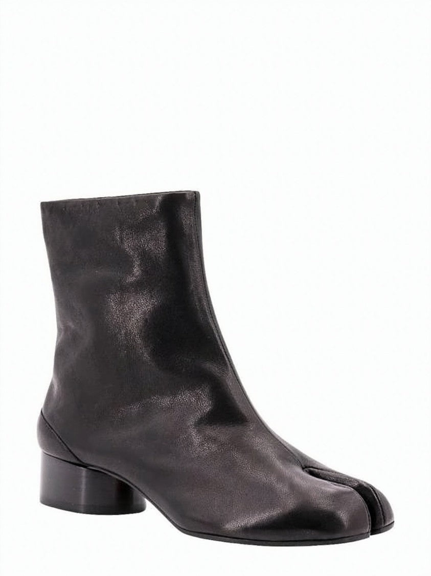 Maison Margiela Split-Toe Ankle Boots In Smooth Napa Leather