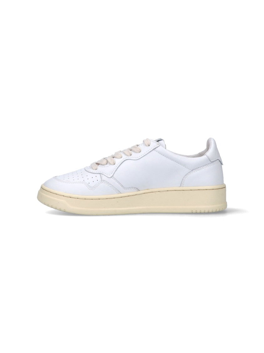 Autry Minimalist White Leather Low-Top Sneakers With Perforated Toe