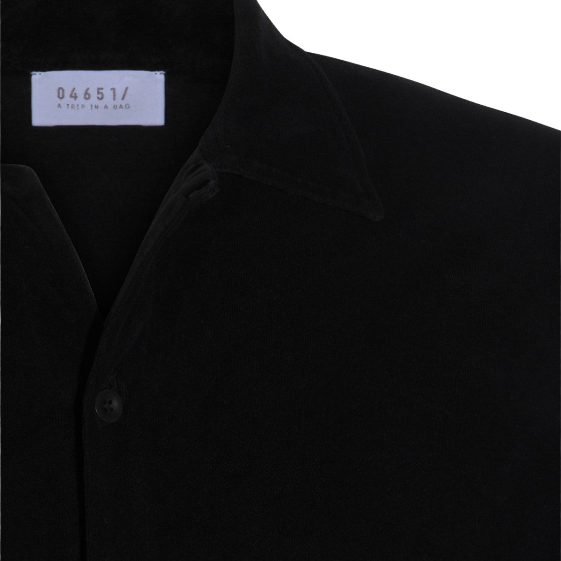 04651/A Trip In A Bag Short-Sleeved Black Shirt With Button-Down Front