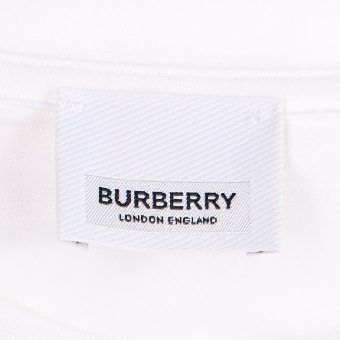 Burberry Relaxed-Fit Cotton T-Shirt With Bold Logo Print